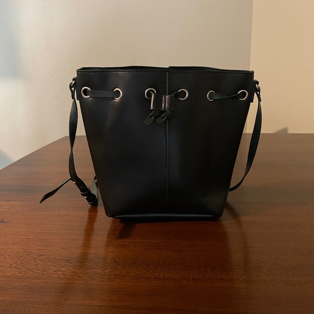 Urban Outfitters Bucket Bag, Black and Dark Green Leather, Brand New Condition